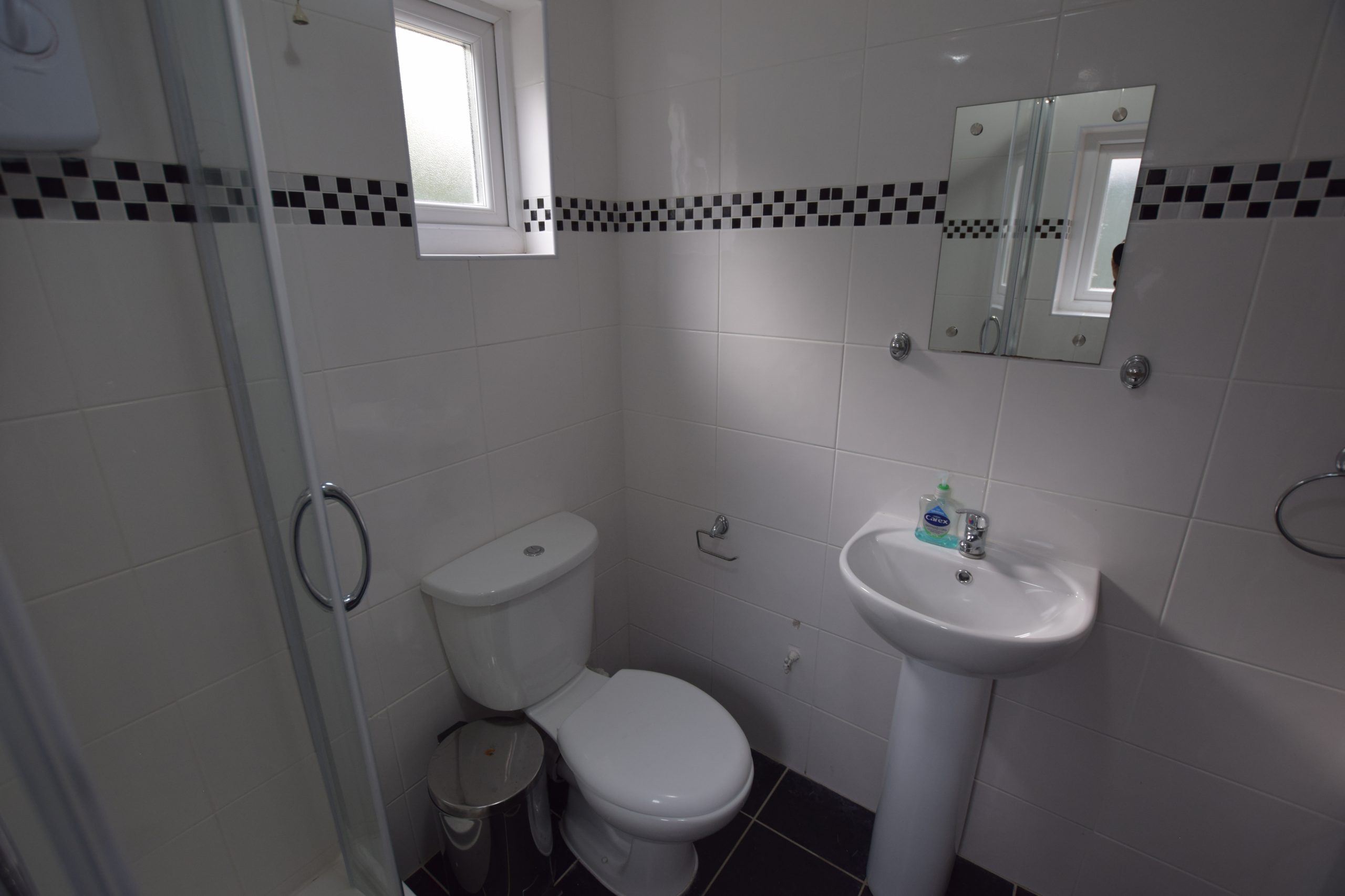 Newly renovated house share with your own shower!!