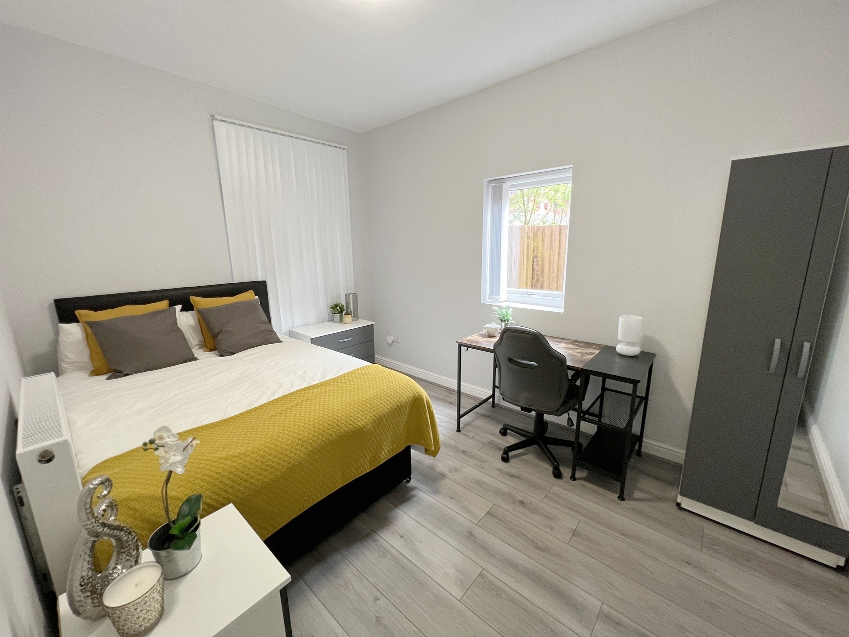 Luxurious Brand NEW Rooms Near Moseley Village! – Room 2